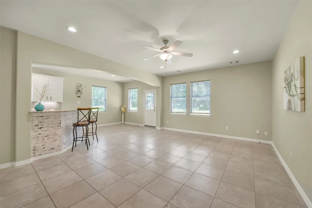 82 Road 6607 Dayton, TX 77535