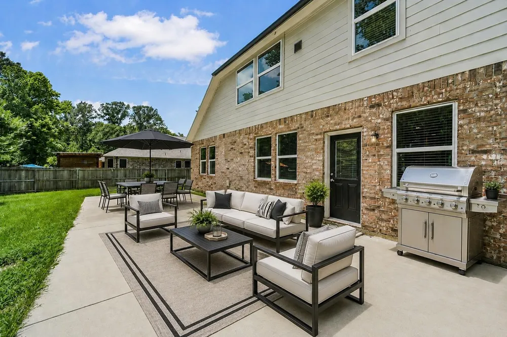 82 Road 6607 Dayton, TX 77535