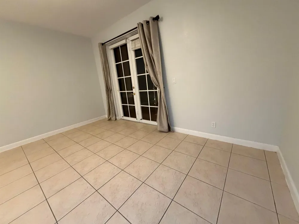4673 SW 75th Way Davie, FL 33314