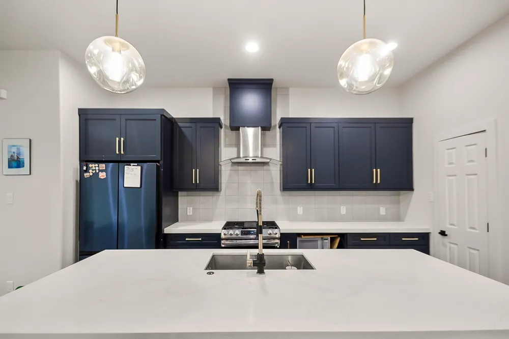 6915 Sherman Street Houston, TX 77011