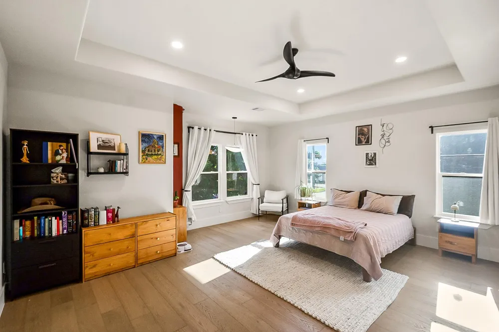 6915 Sherman Street Houston, TX 77011