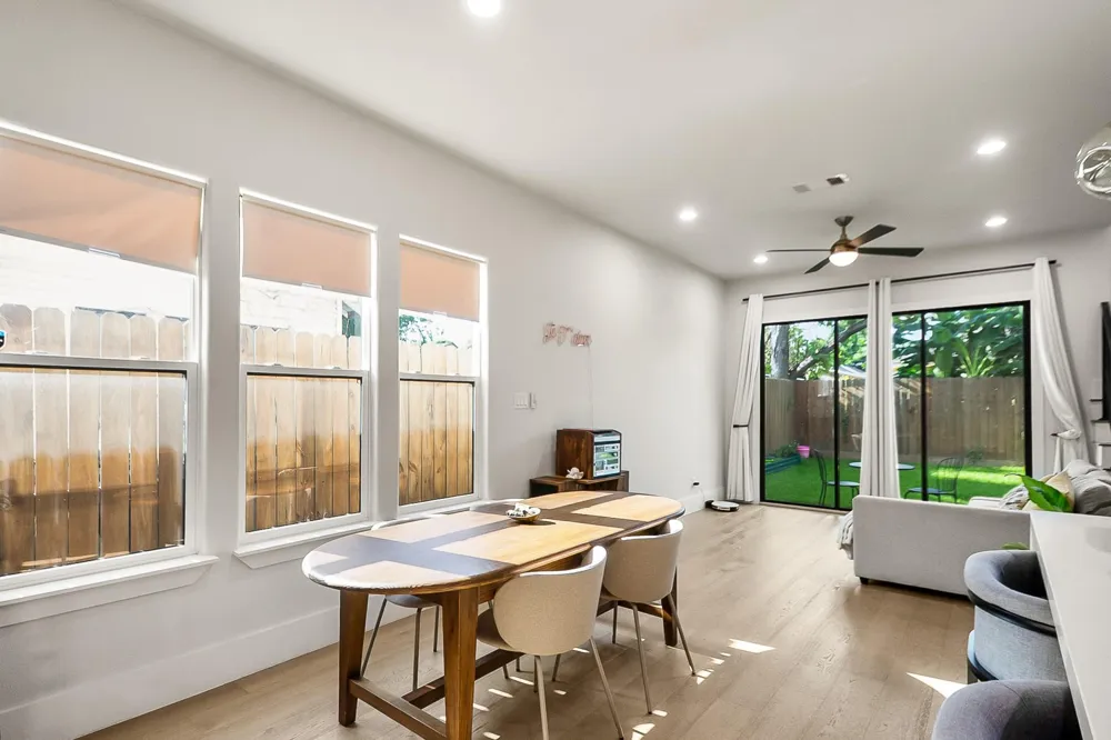 6915 Sherman Street Houston, TX 77011
