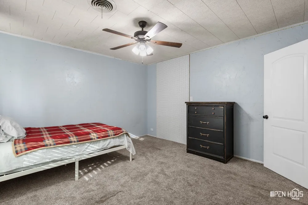 206 E Summit Avenue Electra, TX 76360