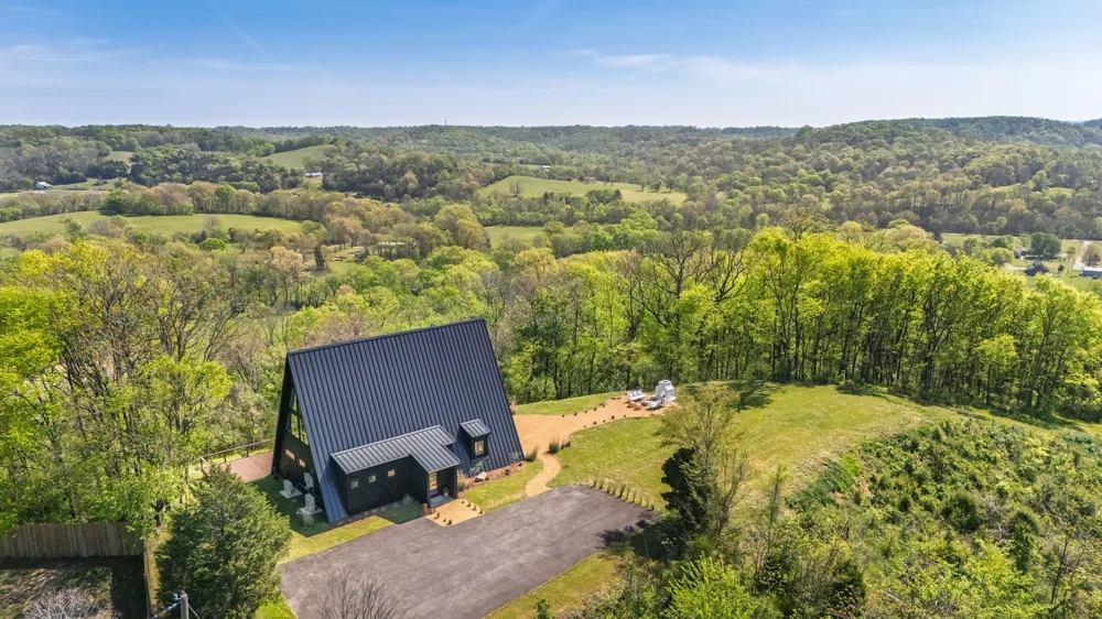 1836 New Highway 7 Columbia, TN 38401