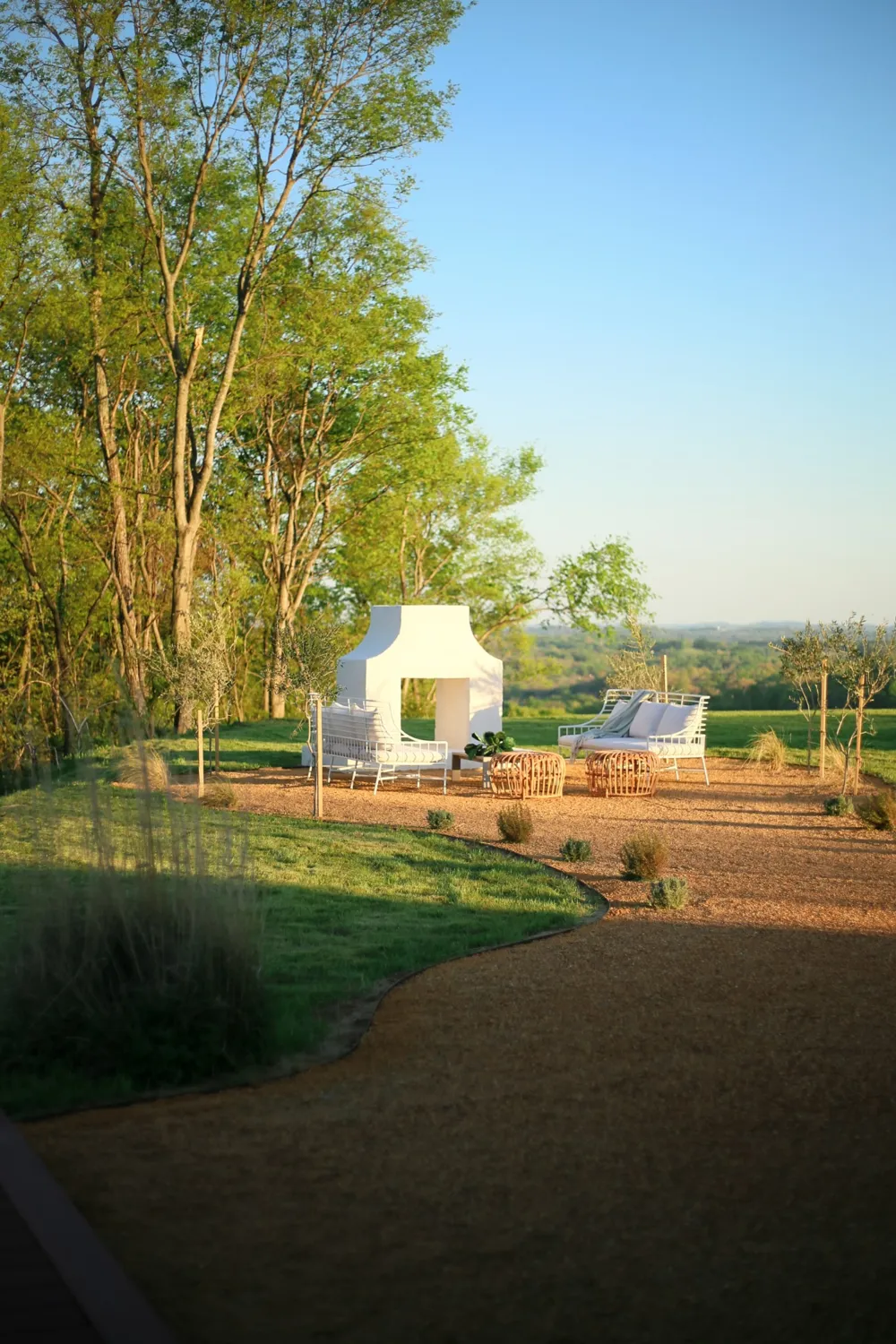 1836 New Highway 7 Columbia, TN 38401