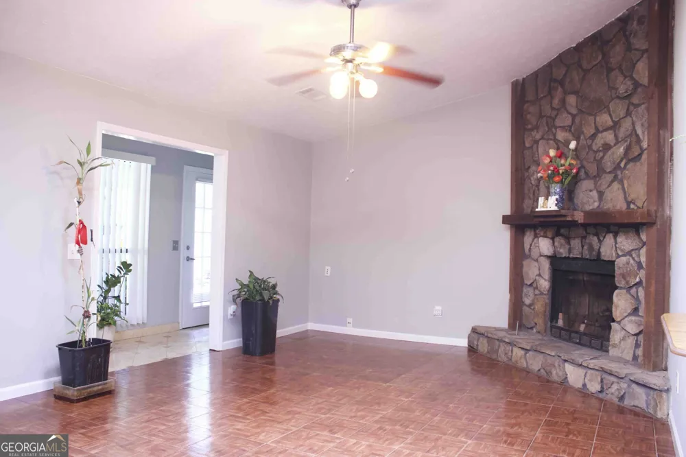 5744 Everglades LN Norcross, GA 30071