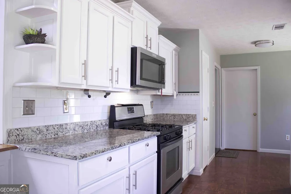 5744 Everglades LN Norcross, GA 30071