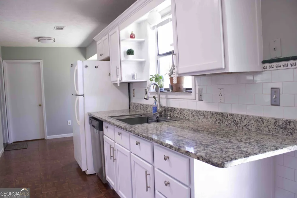 5744 Everglades LN Norcross, GA 30071