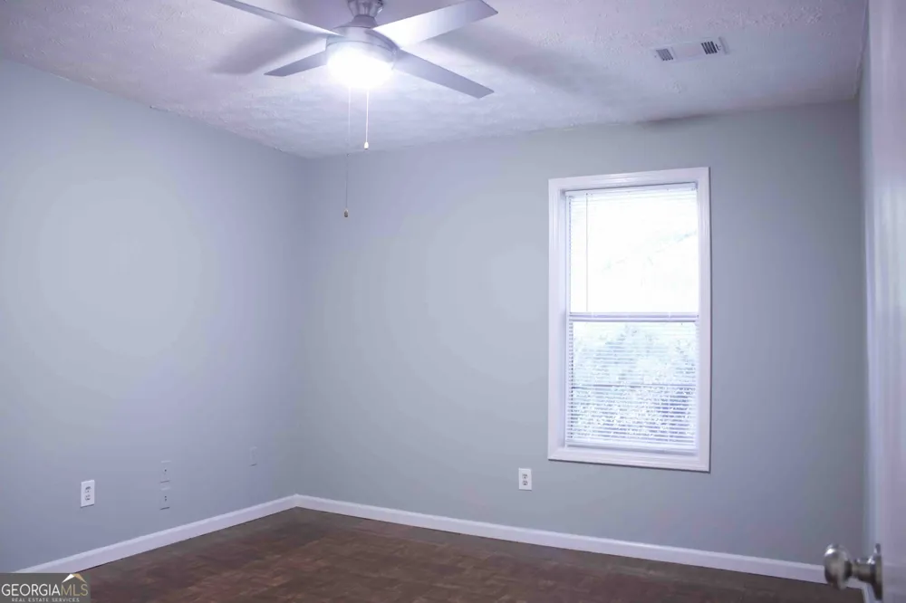 5744 Everglades LN Norcross, GA 30071
