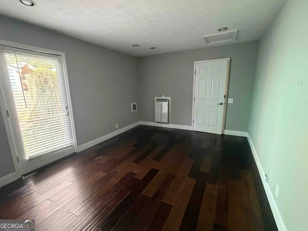 5744 Everglades LN Norcross, GA 30071