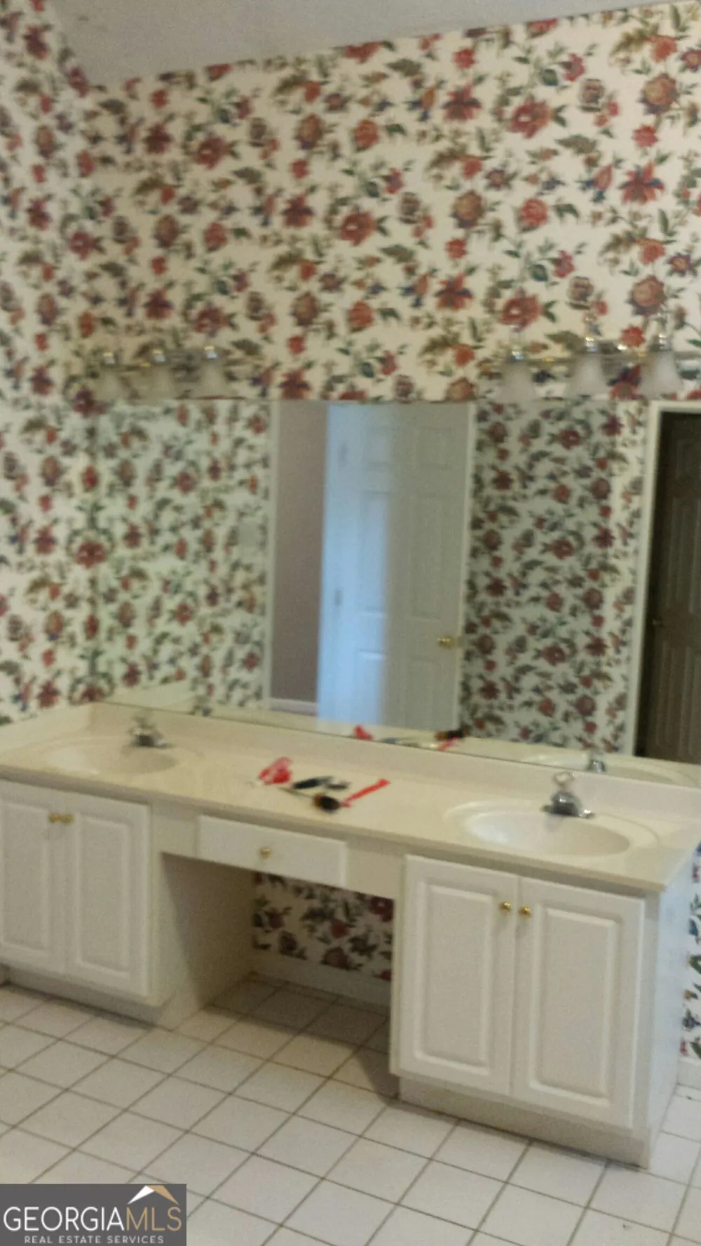 105 Pine Knoll TRCE Stockbridge, GA 30281
