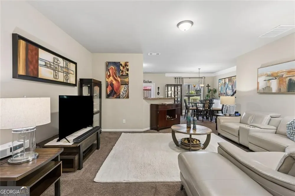 653 Oakside PL Acworth, GA 30102