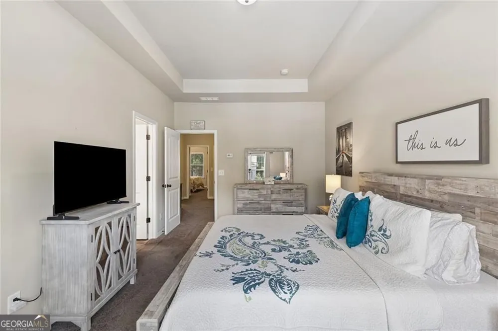 653 Oakside PL Acworth, GA 30102