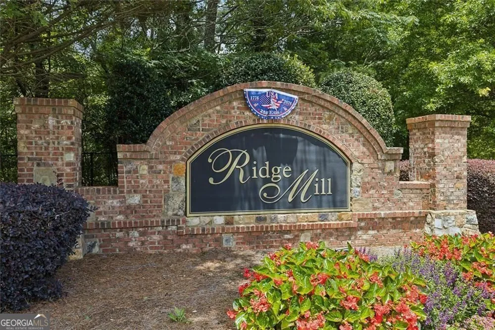 653 Oakside PL Acworth, GA 30102