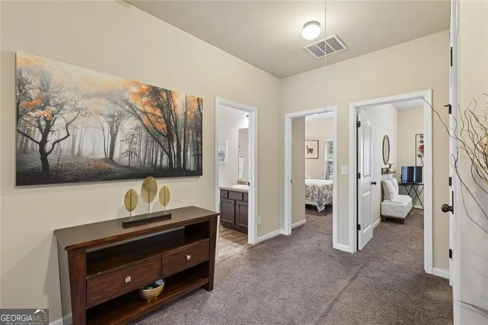 653 Oakside PL Acworth, GA 30102