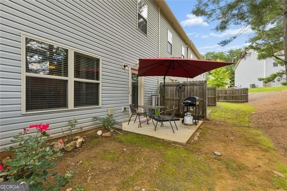 653 Oakside PL Acworth, GA 30102