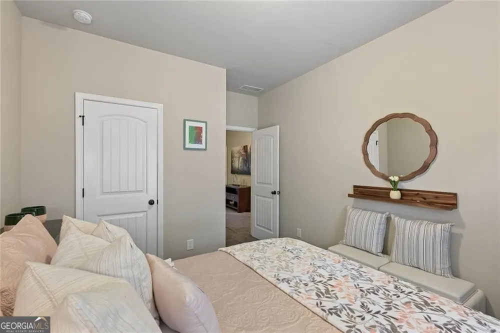 653 Oakside PL Acworth, GA 30102