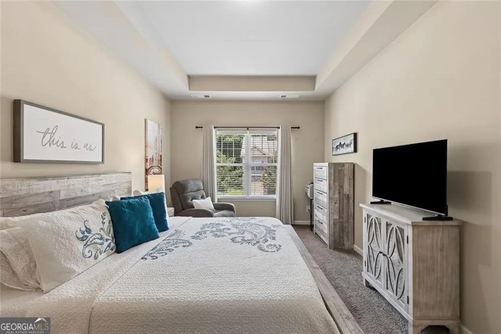 653 Oakside PL Acworth, GA 30102