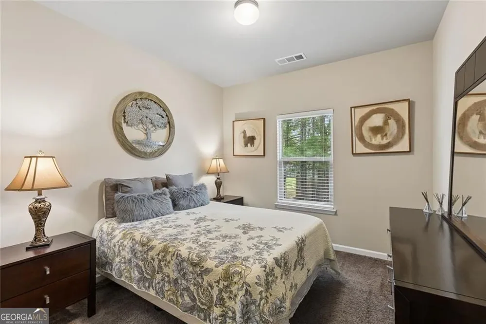 653 Oakside PL Acworth, GA 30102