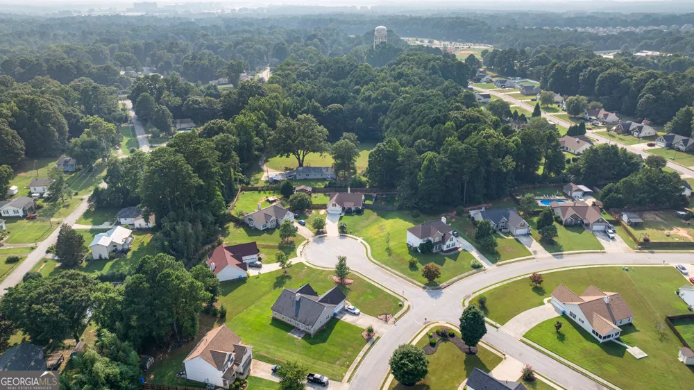 1003 Marsh CT Hampton, GA 30228