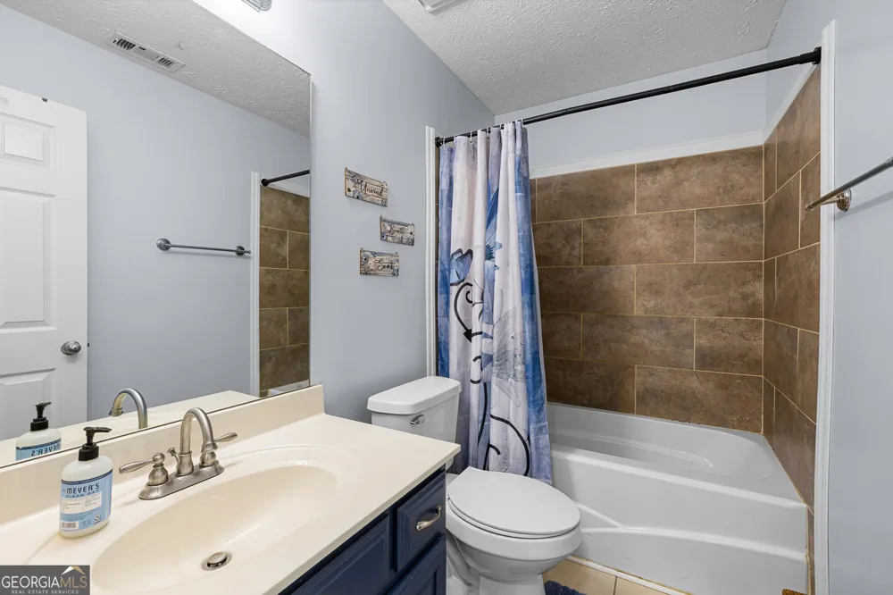 1003 Marsh CT Hampton, GA 30228