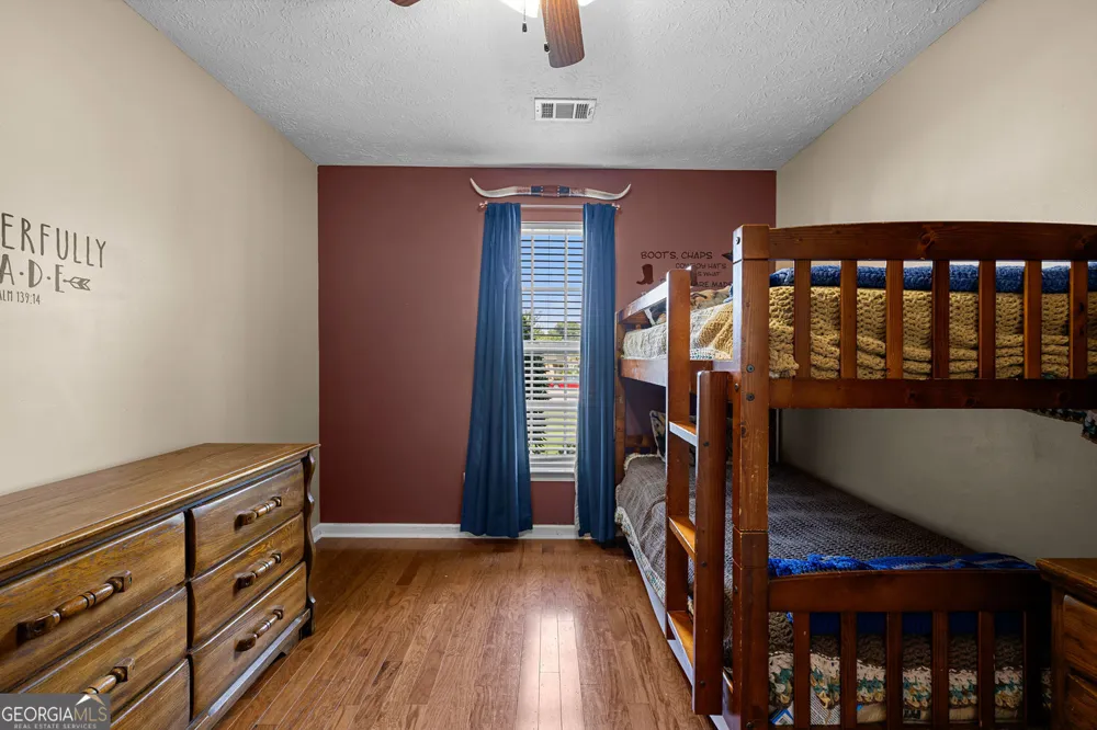 1003 Marsh CT Hampton, GA 30228