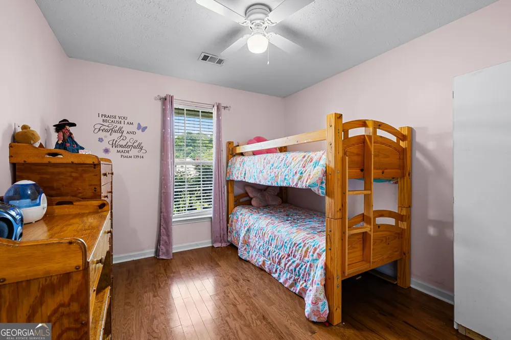 1003 Marsh CT Hampton, GA 30228