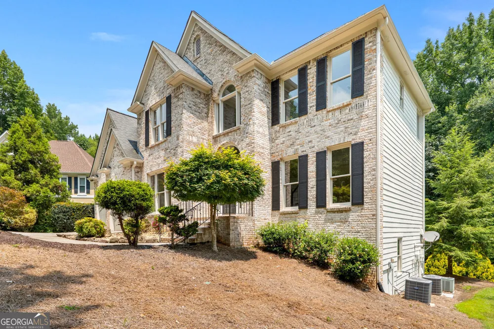 10795 Cauley Creek DR Johns Creek, GA 30097