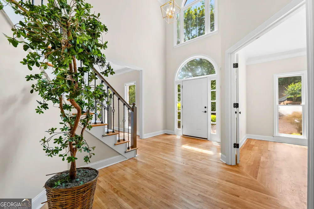 10795 Cauley Creek DR Johns Creek, GA 30097