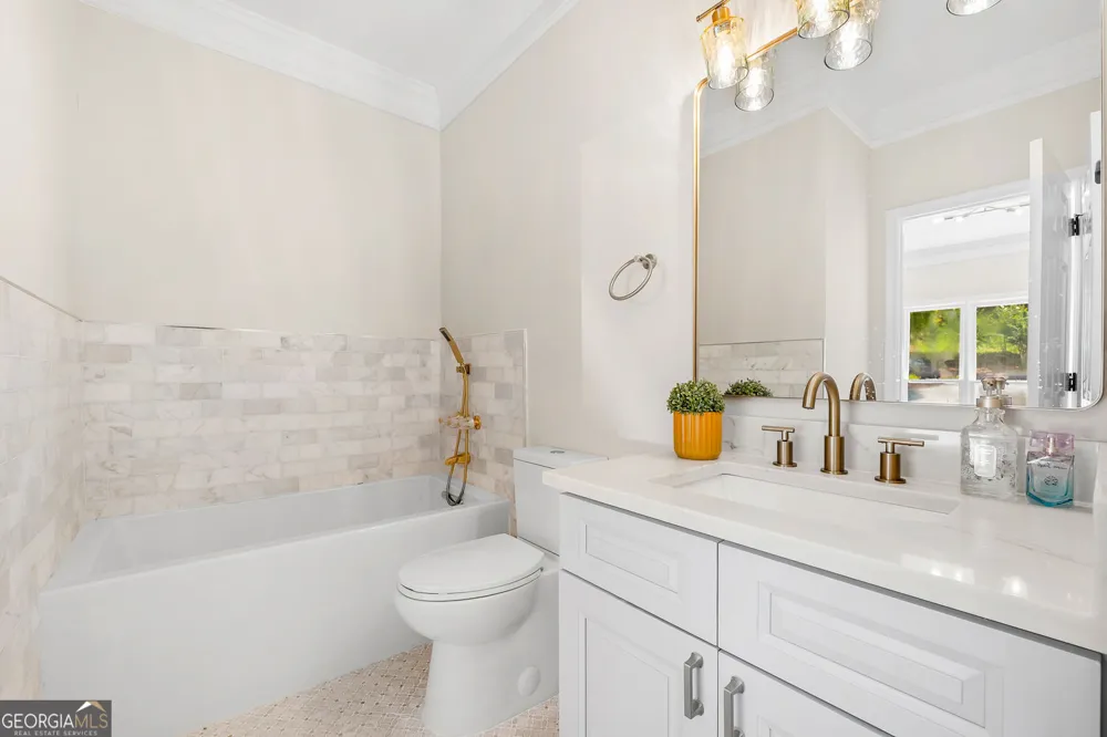 10795 Cauley Creek DR Johns Creek, GA 30097