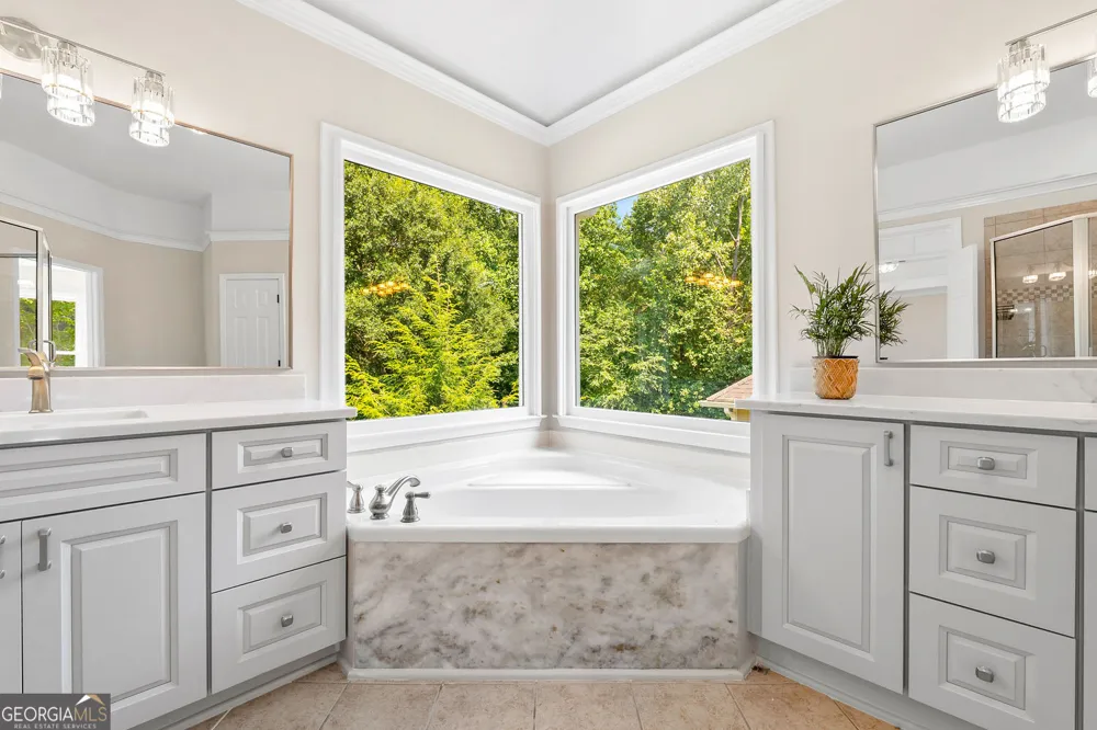 10795 Cauley Creek DR Johns Creek, GA 30097