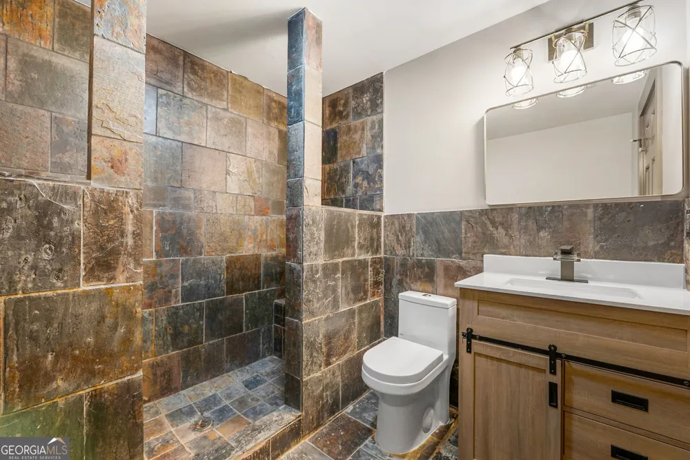 10795 Cauley Creek DR Johns Creek, GA 30097
