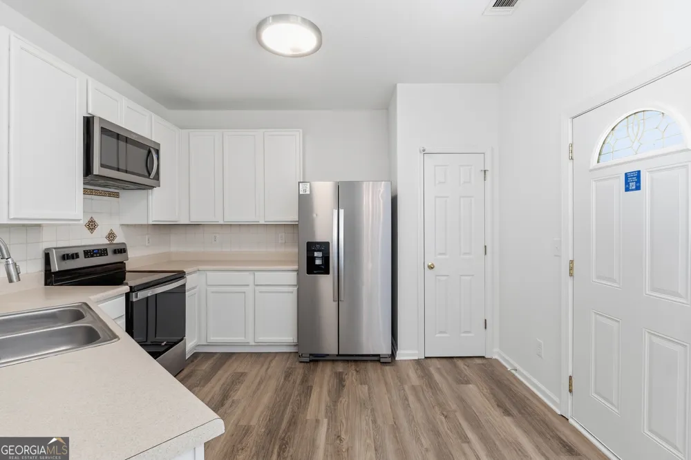 7062 Brookview CRK Riverdale, GA 30274