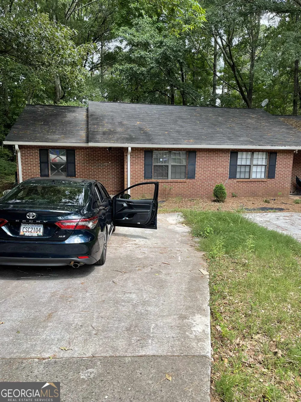 150 Hunters LN Fayetteville, GA 30215