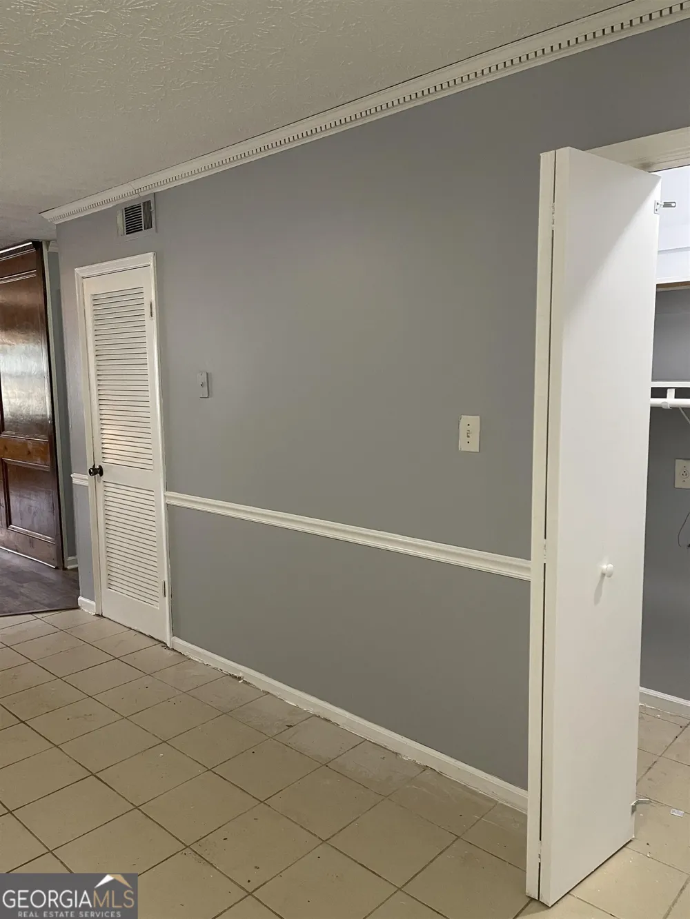 150 Hunters LN Fayetteville, GA 30215