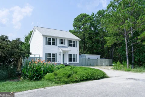 143 Dolphin DR