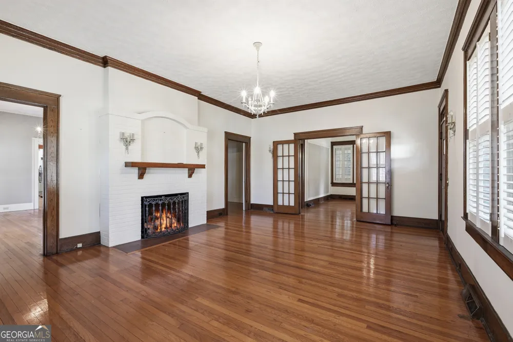 359 E Tugalo ST Toccoa, GA 30577
