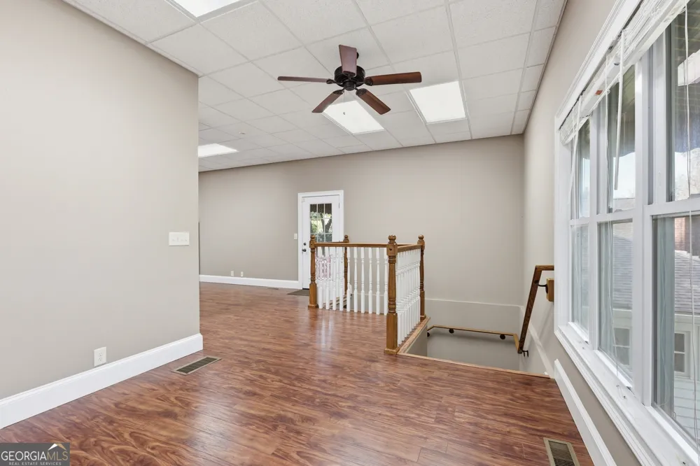 359 E Tugalo ST Toccoa, GA 30577