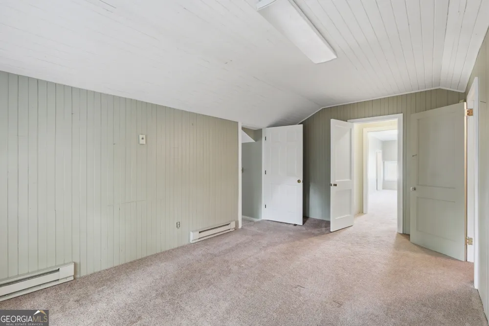 359 E Tugalo ST Toccoa, GA 30577