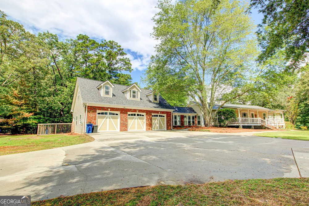 3861 Post RD Winston, GA 30187