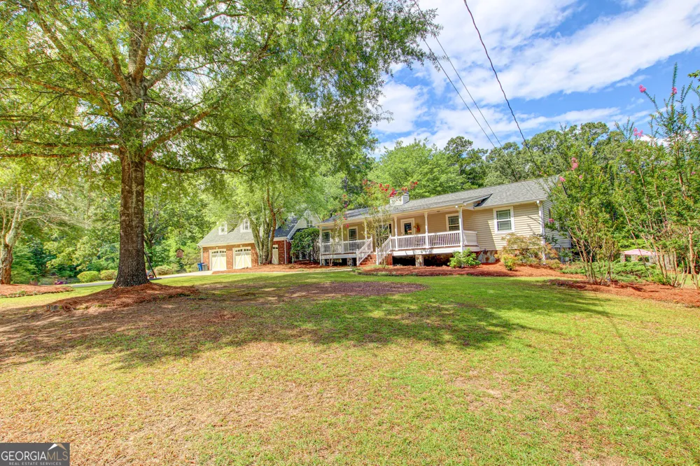 3861 Post RD Winston, GA 30187