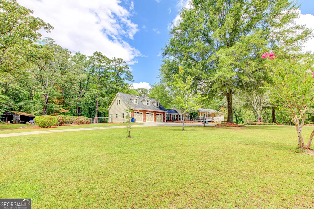3861 Post RD Winston, GA 30187