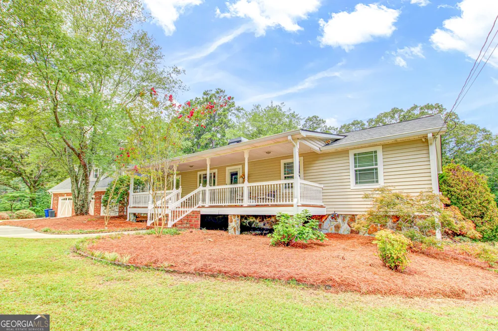 3861 Post RD Winston, GA 30187