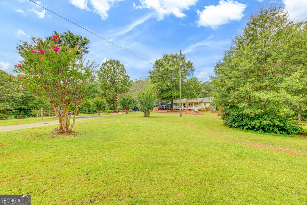 3861 Post RD Winston, GA 30187