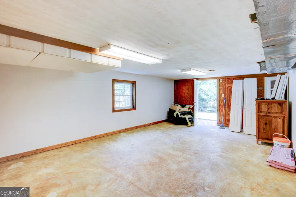 3861 Post RD Winston, GA 30187