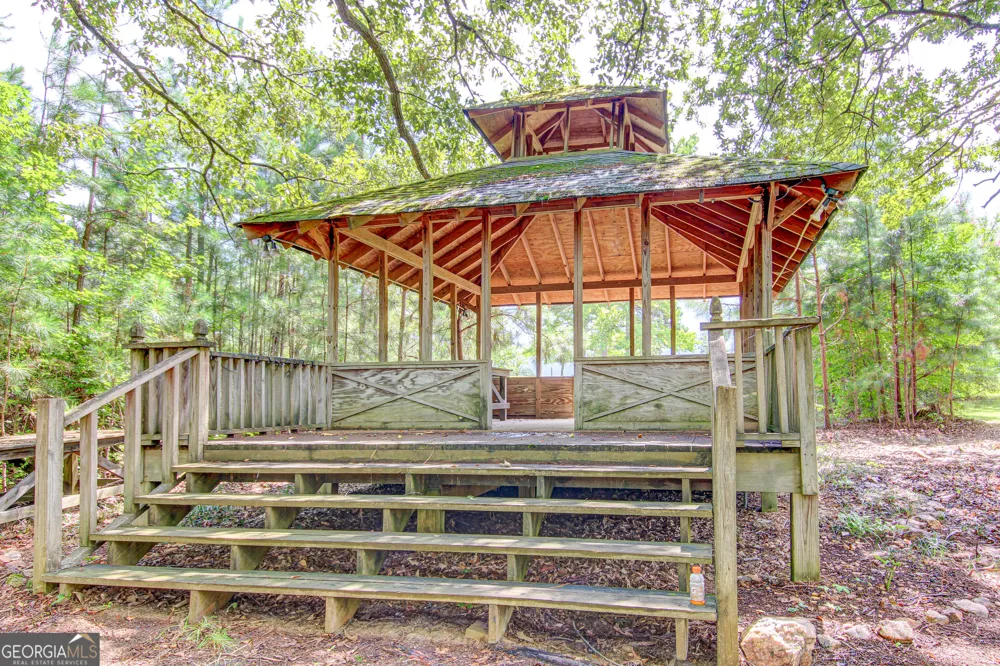 3861 Post RD Winston, GA 30187