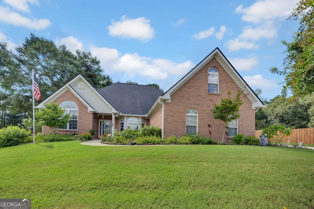 2554 Cedar WAY Loganville, GA 30052