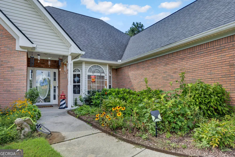 2554 Cedar WAY Loganville, GA 30052