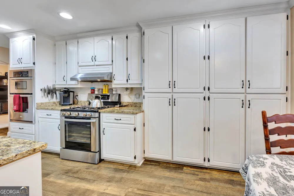 2554 Cedar WAY Loganville, GA 30052