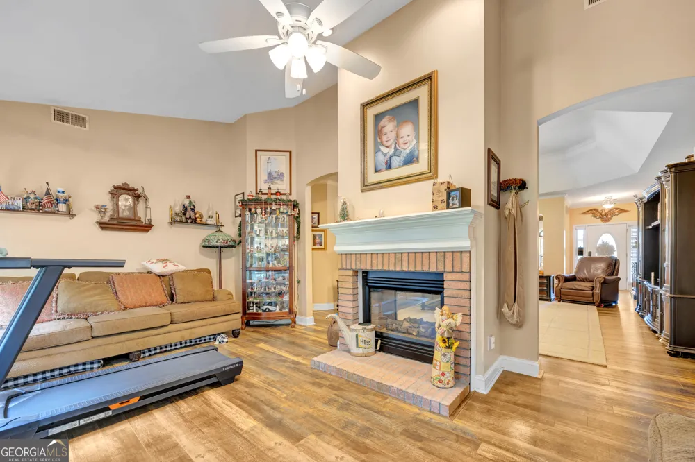 2554 Cedar WAY Loganville, GA 30052